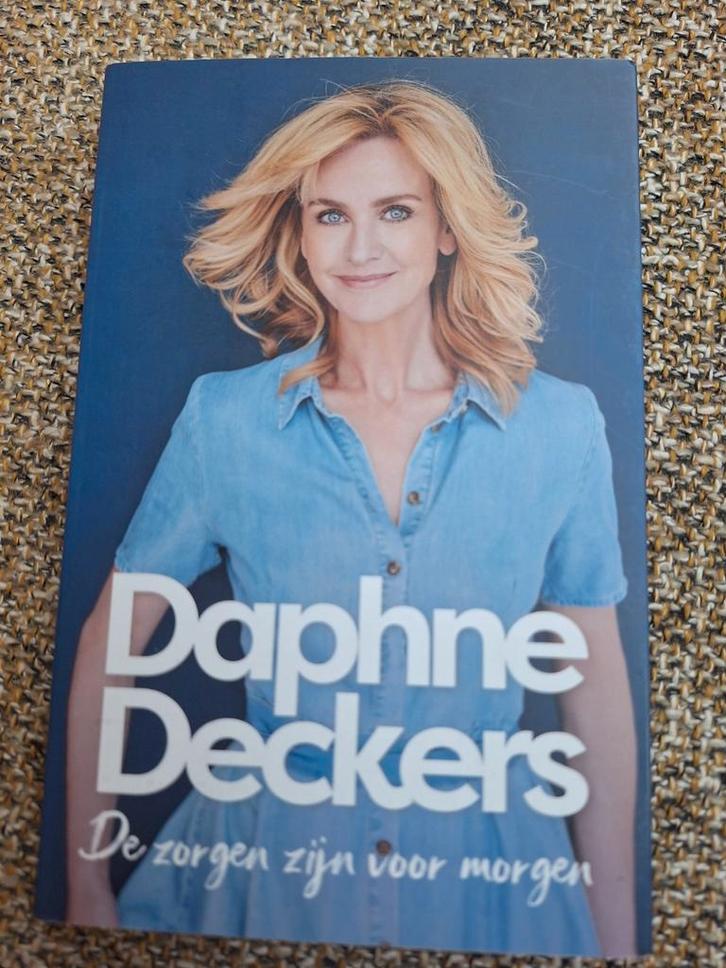 Daphne Deckers - De zorgen zijn voor morgen - Nieuw, Boeken, Essays, Columns en Interviews, Nieuw, Eén auteur, Ophalen of Verzenden