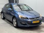 Opel Astra 1.4 Turbo Berlin, Auto's, Voorwielaandrijving, Stof, Gebruikt, 4 cilinders
