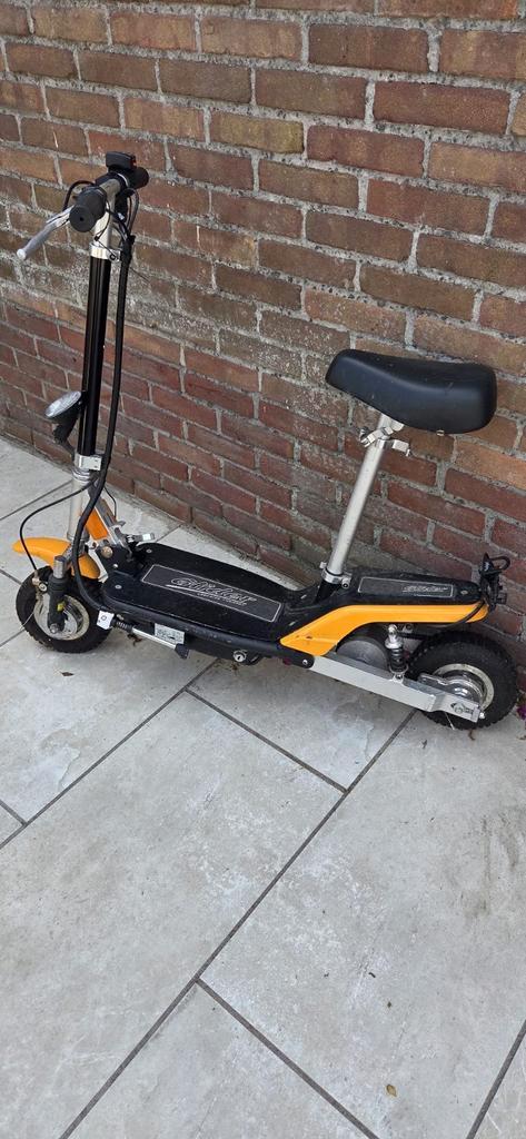 Glider Elektrische Step (E-scooter) met Zadel, Fietsen en Brommers, Steps, Gebruikt, Elektrische step (E-scooter), Ophalen