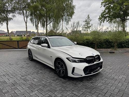 BMW 320e M-Sport 204pk Panoramadak Trekhaak Camera BTW VOL!!, Auto diversen, Schadeauto's, Automaat, Hybride Elektrisch/Benzine
