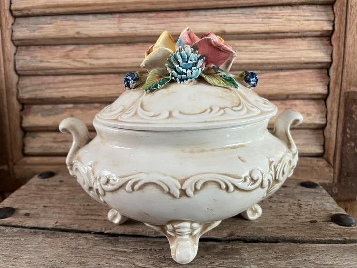 Bassano antieke Itiaanse pot met deksel, Antiek en Kunst, Antiek | Porselein, Ophalen of Verzenden
