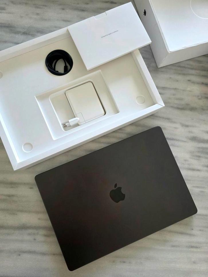 Apple Macbook Pro - 16 inch (NEW) - spacezwart, Computers en Software, Windows Laptops, Nieuw, 16 inch, 4 Ghz of meer, Ophalen of Verzenden
