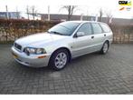 Volvo V40 2.0 Europa Nordic Automaat Airco Apk Leder interie, Auto's, 136 pk, Gebruikt, 4 cilinders, Stoelverwarming