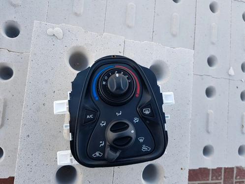 Kachelunit kachel met airco knop Aygo Citroen C1 Peugeot 108, Auto-onderdelen, Airco en Verwarming, Citroën, Peugeot, Toyota, Gebruikt