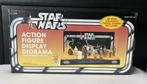 2005 action figure display starwars diorama + 50 voetplaatje, Ophalen, Zo goed als nieuw, Actiefiguurtje