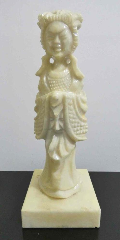 Aziatisch beeldje van een Geisha (onix ??) [1093], Antiek en Kunst, Kunst | Beelden en Houtsnijwerken, Ophalen