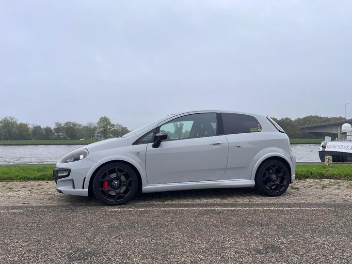 Uniek in Nederland! Abarth Punto Evo SUPERSPORT!, Auto's, Abarth, Particulier, Overige modellen, ABS, Achteruitrijcamera, Adaptieve lichten