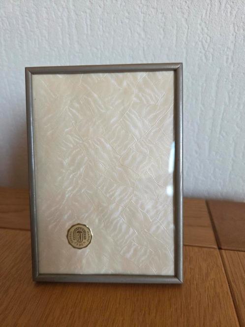 Vintage Jyden fotolijstje met bol glas, Audio, Tv en Foto, Fotografie | Fotolijsten, Gebruikt, Ophalen of Verzenden