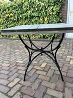 Tafeltje met gietijzeren voet, Ophalen of Verzenden, Gebruikt, Vierkant, Hout