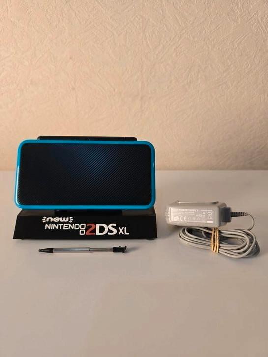Nintendo New 2DS XL blauw, Spelcomputers en Games, Spelcomputers | Nintendo 2DS en 3DS, Gebruikt, 2DS XL, Zwart, Ophalen of Verzenden