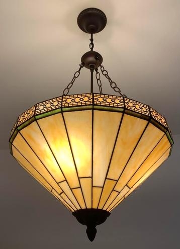 Tiffany hanglamp beschikbaar voor biedingen