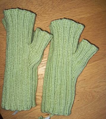 Handschoenen met alleen een duim  beschikbaar voor biedingen