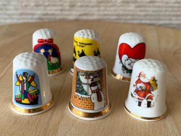 6 Vingerhoedjes Kerst Vrolijk Kerstfeest Prettige Kerstdagen beschikbaar voor biedingen