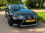 Lexus IS 300h Hybrid 223pk CVT 2018 Zwart, Automaat, Achterwielaandrijving, 750 kg, 181 pk