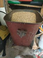 Antieke hout of turf bak, Ophalen