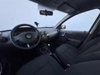Dacia Duster 1.6 SCe 4x2 Trekhaak, Auto's, Voorwielaandrijving, Stof, Gebruikt, Zwart