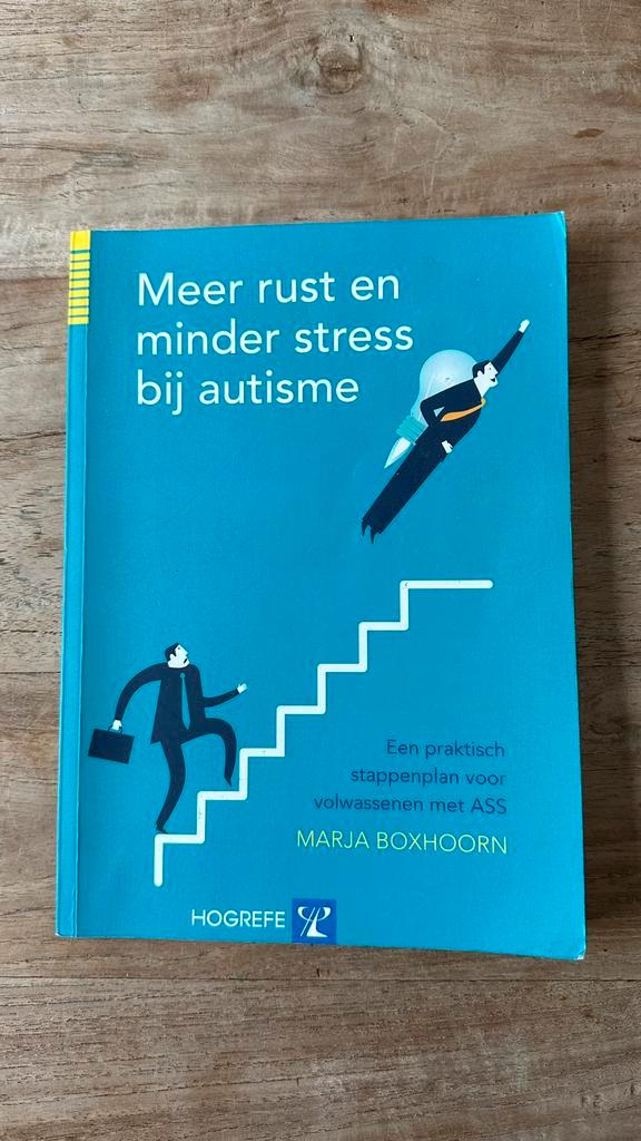 Marja Boxhoorn - Meer rust en minder stress bij autisme, Boeken, Psychologie, Gelezen, Ophalen of Verzenden