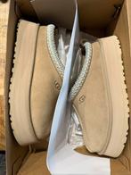 Ugg tazz sand maat 40, Ophalen, Nieuw, Beige, Sneakers of Gympen