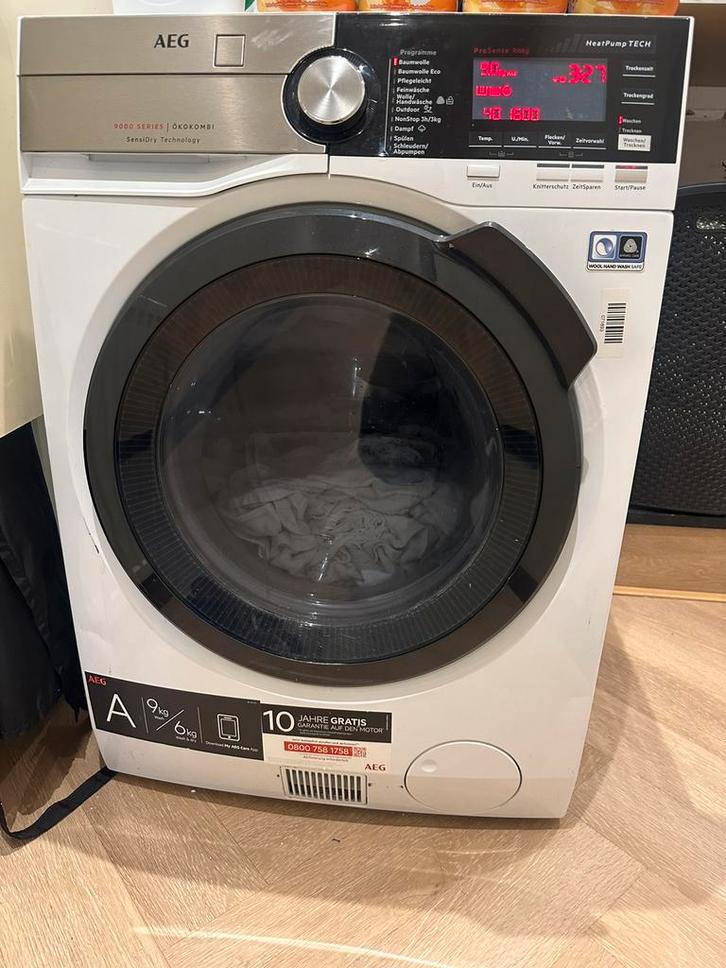 AEG Wasseoogcombi 9k 9000 serie, Witgoed en Apparatuur, Was-droogcombinaties, Zo goed als nieuw, 8 tot 10 kg, Minder dan 85 cm
