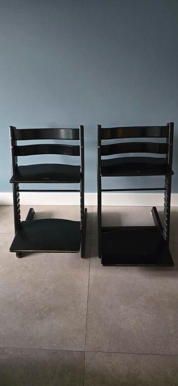 2x Zwarte Tripp Trapp Stoelen - Verstelbaar beschikbaar voor biedingen