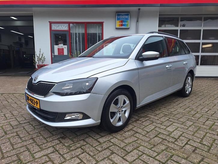 Skoda Fabia 1.2 TSI 66KW COMBI CRUISE / NAVI / TREKHAAK, Auto's, Skoda, Bedrijf, Te koop, Fabia, ABS, Airbags, Airconditioning