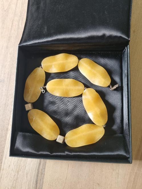 Halsketting met gele stenen, Sieraden, Tassen en Uiterlijk, Kettingen, Gebruikt, Steen of Mineraal, Geel, Met edelsteen, Ophalen of Verzenden