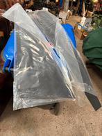 G-klasse wing protectors traanplaat kunststof, Voor, Mercedes-Benz, Spatbord, Nieuw