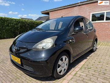Toyota Aygo 1.0-12V Airco 5 drs APK 17-7-2026 nieuwe koppeli beschikbaar voor biedingen