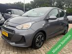 Hyundai i10 1.0i i-Premium NAVI / AIRCO / CRUISE / CARPLAY /, Voorwielaandrijving, Gebruikt, Euro 6, 4 stoelen
