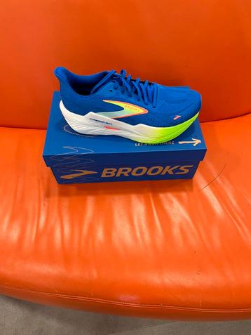 Brooks Hyperion Max 2 M  beschikbaar voor biedingen