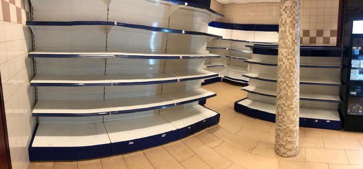 Winkelstellingen te koop - 13,40m breed, Zakelijke goederen, Kantoor en Winkelinrichting | Winkel en Inventaris, Ophalen