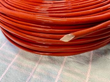 Glasvezel versterkte siliconen kous 6 mm. Rol 100 meter beschikbaar voor biedingen
