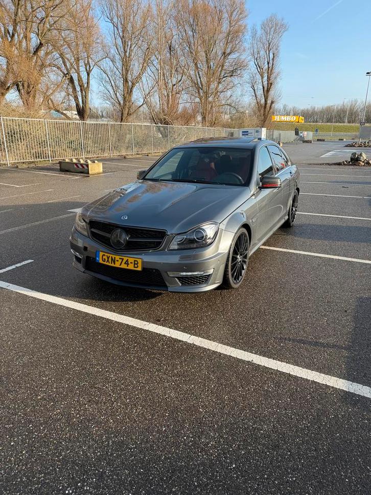 Mercedes-Benz C-Klasse 6.2 C63 AMG Sedan AUT 2009 Grijs, Auto's, Mercedes-Benz, Particulier, C-Klasse, Benzine, Sedan, Automaat