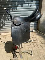 Hulsebos en KN zadel  Dressuur 17 inch, Dieren en Toebehoren, Ophalen, Gebruikt, Dressuur