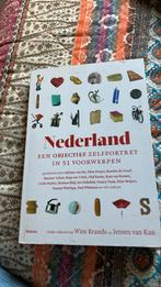 Nederland in 51 voorwerpen, Ophalen of Verzenden, Zo goed als nieuw