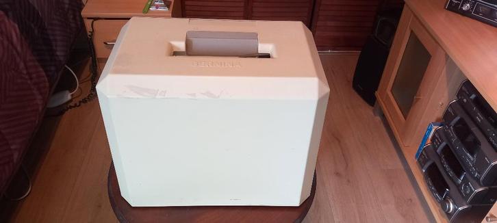 Berina naaimachine, Hobby en Vrije tijd, Naaimachines en Toebehoren, Zo goed als nieuw, Naaimachine, Bernina, Ophalen