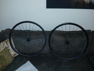 Nieuw syncros rr 2.0 disk wielset! 12 speed... beschikbaar voor biedingen
