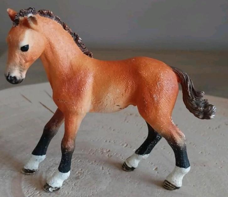 Schleich tennesee walker veulen, Verzamelen, Dierenverzamelingen, Zo goed als nieuw, Beeldje of Figuurtje, Paard, Ophalen of Verzenden