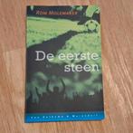 Rom Molemaker - De eerste steen, Gelezen, Ophalen of Verzenden, Fictie, Rom Molemaker