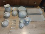 IKEA Oosters servies beige groen bloem streep, Huis en Inrichting, Nieuw, Ophalen of Verzenden, Overige stijlen, Porselein