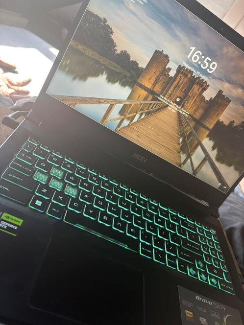 MSI Bravo 15, Computers en Software, Windows Laptops, Zo goed als nieuw, 15 inch, SSD, Met videokaart, Gaming, Ophalen