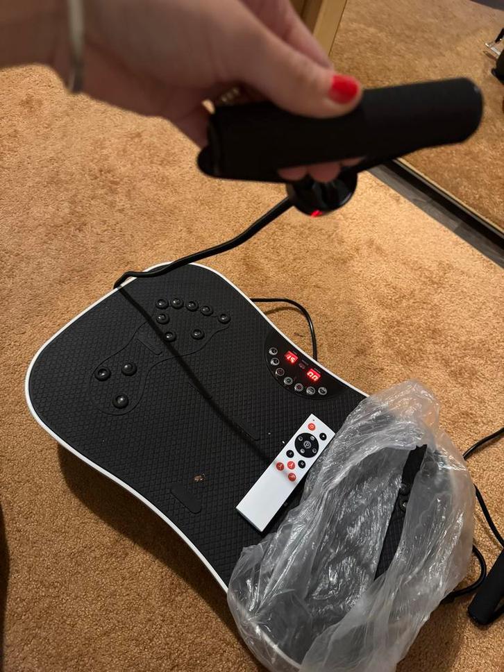 Trilplaat - Perfect voor thuis!, Sport en Fitness, Fitnessapparatuur, Gebruikt, Trilplaat, Armen, Kunststof, Ophalen of Verzenden