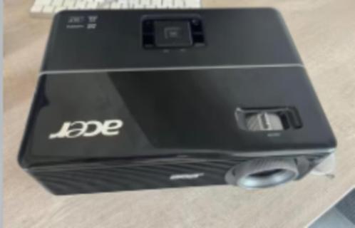 Acer beamer met draagtas – goede staat, werkt perfect, Audio, Tv en Foto, Beamers, Zo goed als nieuw, HD (720), Ophalen