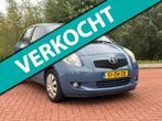 Toyota Yaris 1.3 VVTi Sol MMT Automaat/Airco/Nap, Gebruikt, 750 kg, 4 cilinders, Blauw