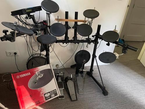 Roland TD-7 Elektrisch Drumstel, Muziek en Instrumenten, Drumstellen en Slagwerk, Gebruikt, Roland, Elektronisch, Ophalen