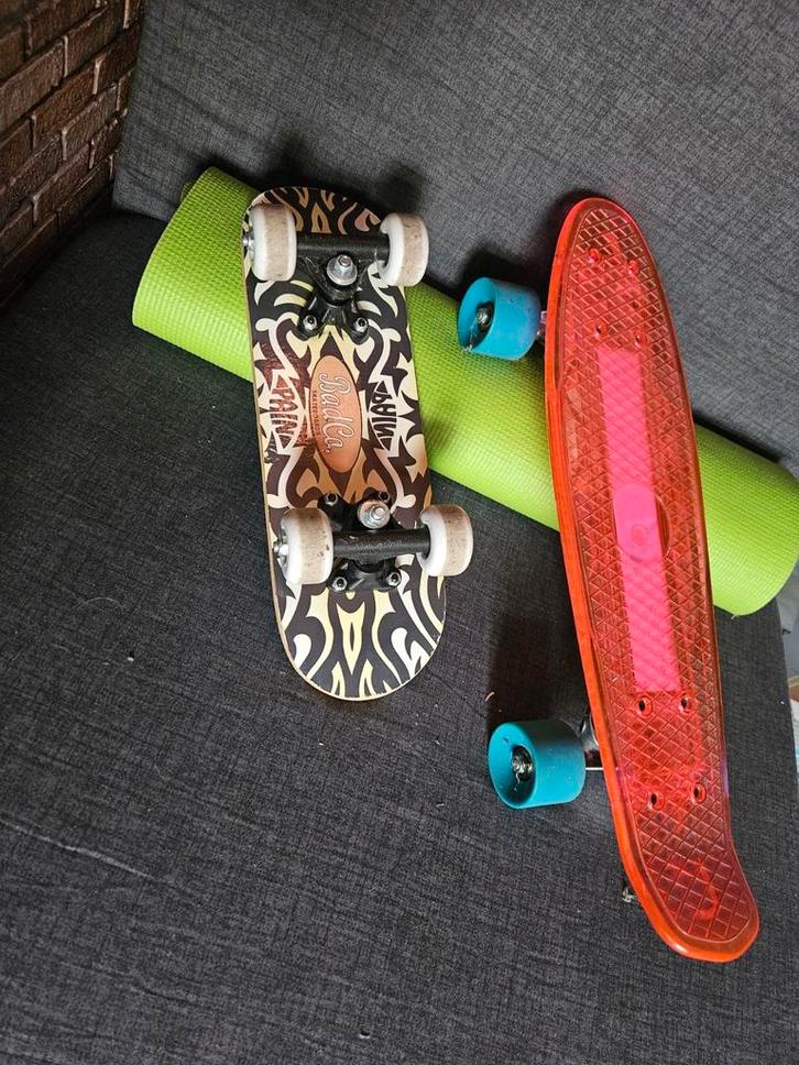 Roze Skateboard met LED Verlichting, Sport en Fitness, Skateboarden, Gebruikt, Skateboard, Ophalen of Verzenden