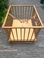 Baby box - vintage, hout, inclusief speeltjes, Kinderen en Baby's, Boxen, Ophalen, Gebruikt