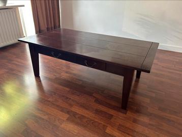 Eikenhouten salontafel beschikbaar voor biedingen