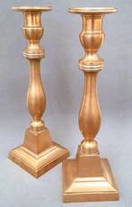Om 1825 Set van twee bronzen Vlaamse Kandelaars Kandelaren, Antiek en Kunst, Antiek | Kandelaars, Ophalen of Verzenden, Koper of Brons
