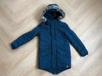 Z8 Donkerblauwe winterjas met capuchon maat 140, Verzenden, Jongen of Meisje, Z8, Zo goed als nieuw